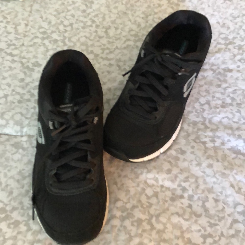 Sketchers Dual Lite Sports Shoes. Black - 6.5
